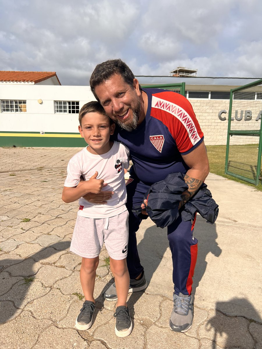 gisecuda's tweet photo. @bufaloszeszurak Gracias por la buena onda y predisposición con Seba! VQV🇵🇪 https://t.co/w8yG3U5Fl3