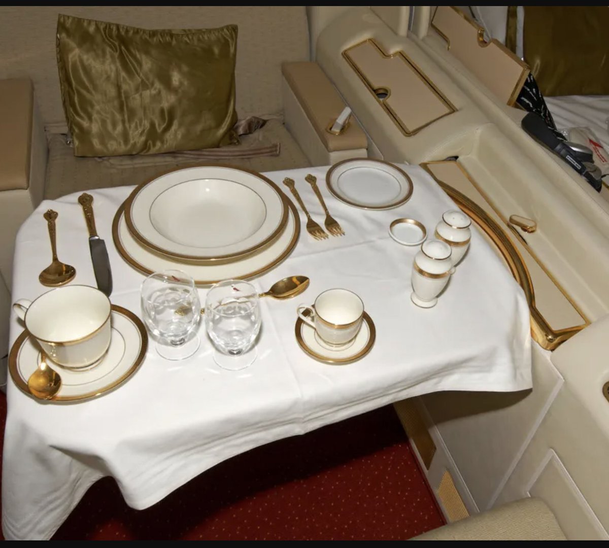 Awardmagic tweet media