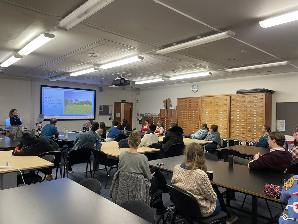 MariaBMills's tweet photo. Another successful Social Seminar! Thank you to @robert_newbould @CurateUoL and @palaeo_anna for kicking off the year! @GeologyLeics @LeicesterGeog https://t.co/gkMC6xasO7
