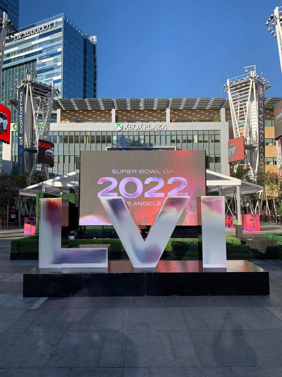 RefreshLED's tweet image. @RefreshLED Mobile was proud to serve the @nfl w/ @molecularmedia for the Super Bowl LVI Fan Experience @lacc &amp;amp; @LALIVE 
Product — 10’x16’ Refresh LED Trailer - @RefreshLED Outdoor Diamond 3.9mm pp 500x500mm - @novastartech Processing

#mobileledscreen

youtu.be/APvTmluqyBc