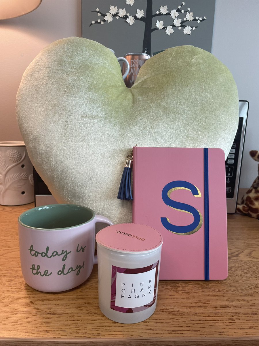 WFHS SGA tweet media