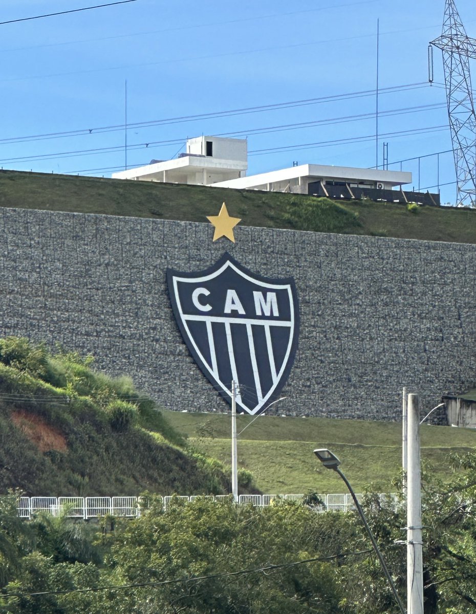 Today I had the opportunity to visit <a href="/Atletico/">Atlético</a> Mineiro and be with CEO Rodrigo Caetano during the day who gave me lots of advice for my future. Great professional and such an amazing club. 🐔 #Galo