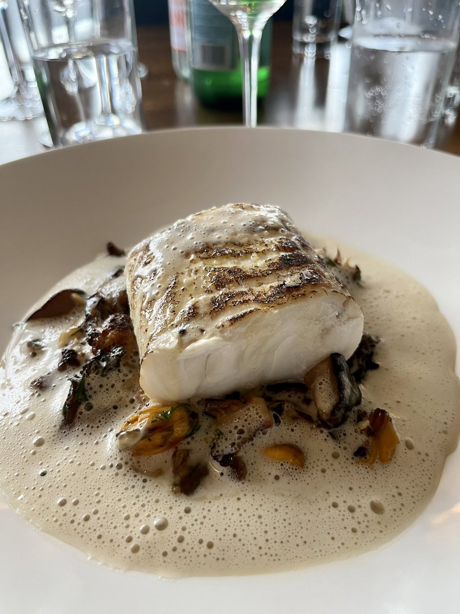 Really excellent lunch @LocksRestaurant today for the launch of @RAI_ie #IrishRestaurantAwards for which @IrishTimes @IrishTimesFood is the media partner. Public vote is open now, you can vote for your favourites here: irishtimes.com/sponsored/rest…