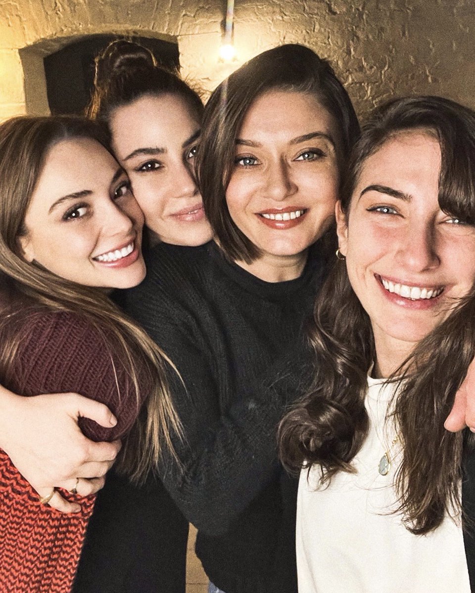 the way i already love this cast for making my girl so happy, she deserves this <3

#vedamektubu