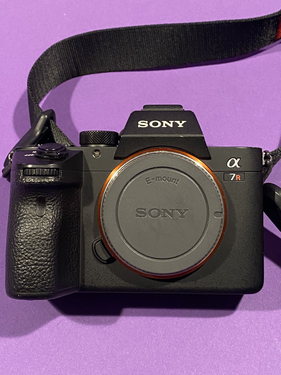 melissalyttle's tweet photo. <FINAL PUSH>

🧵 SONY GEAR FOR SALE — the full list and descriptions with be in the link at the end of this thread.

(TWO) Sony a7R III Mirrorless Camera bodies

Asking $1350 OBO

</FINAL PUSH> https://t.co/KY42525qYQ