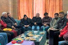 peterilyas2's tweet photo. #Fascist #Modi #befooling us, we were better off with #Kashmir: #Ladakh #leadership
Ladakh’s leadership has rejected Modi-led Indian government’s committee and made it clear to India that people of Kargil and Leh region were better off with occupied Jammu and Kashmir https://t.co/NtDBxK9zyZ
