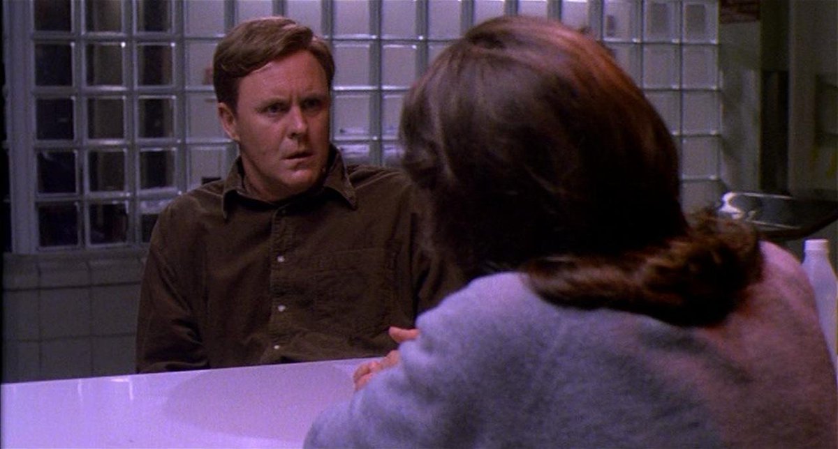cultscreen's tweet photo. "Raising Cain" (1992) / Dir. Brian De Palma https://t.co/0BTQLjMC3f