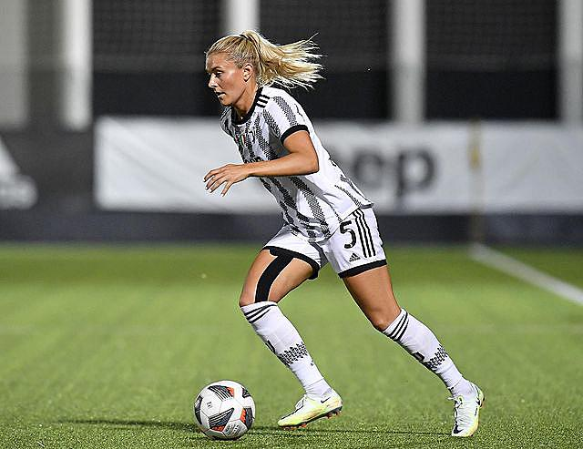 frances14372469's tweet photo. Mi manca Amandina Nilden 5⃣🇸🇪🤍🖤🥹
#JuventusWomen #AmandaNilden #AN5 #Nilden #Sweden https://t.co/hzsaL2KE4D