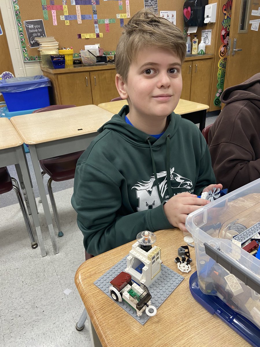 Our grade 7 &amp; 8’s wowed me with their #ecofriendly modes of transportation-powered by everything from the : sun, smiles&amp;giggles, chicken fingers, water, and a few combined energy sources!! <a href="/JAMMustangs/">McWilliam Mustangs</a> <a href="/TeachMjS/">MJ Staff</a> <a href="/MrDufault/">Ron Dufault</a>
