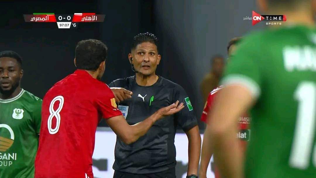 حسبي الله ونعم الوكيل في كل حكم يضيع مجهودنا
وإن شاء الله الدوري في الجزيرة غصب عن الحكام