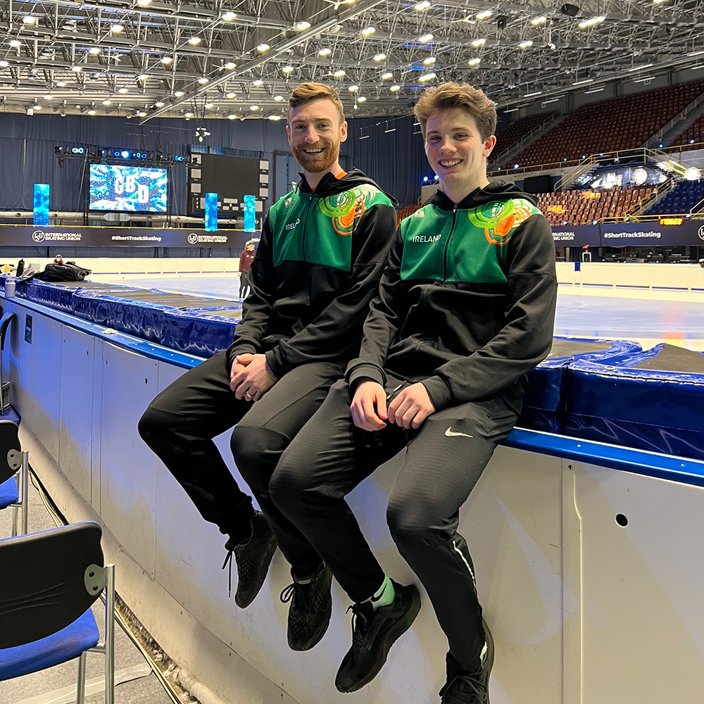 IceSkateIRL's tweet photo. Race time begins for Sean McAnuff and Liam O'Brien tomorrow morning at the ISU European Short Track Speed Skating Championships. The 1500m quarterfinals and 500m and 1000m heats are on the schedule for our boys! 🇮🇪 💪

Read more 👉 https://t.co/FUizhCZ7kR

#ShortTrackSkating https://t.co/mWa9NtCSv8