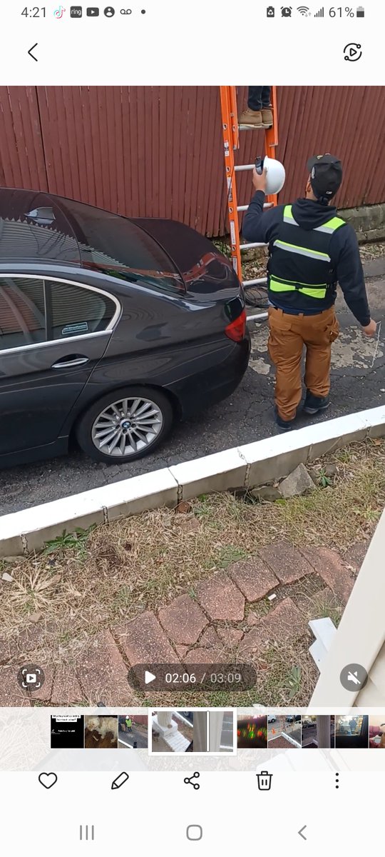 NJ_we_litrecord's tweet photo. @optimum Optimum workers illegally opened my gate, trespassed on private property and did work. didn't ask for permission. They don't ask for permission in black communities, happened more than twice. equipment by my vehicles, jeopardize my dog and 10 year old kid! Will report! https://t.co/Z2YKQVHxbX