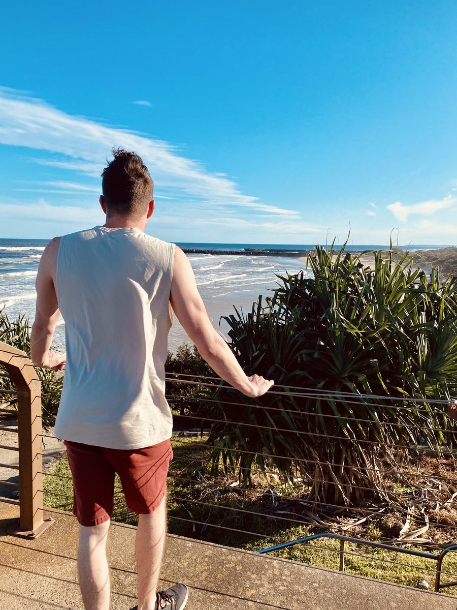 HigginsGeorgie's tweet photo. Todays the day. Let’s move to Ballina babbbyyyyy ☀️💕🏠 https://t.co/g25aeM42g5