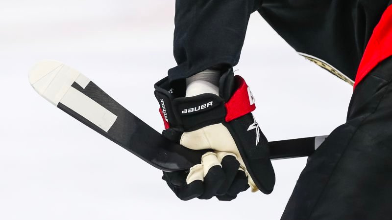 LalimesMartian's tweet photo. The clean süperstar tape job needs to go to the All-Star game

RT to get Tim Stützle into the action #NHLAllStarVote https://t.co/08xgzPygDq