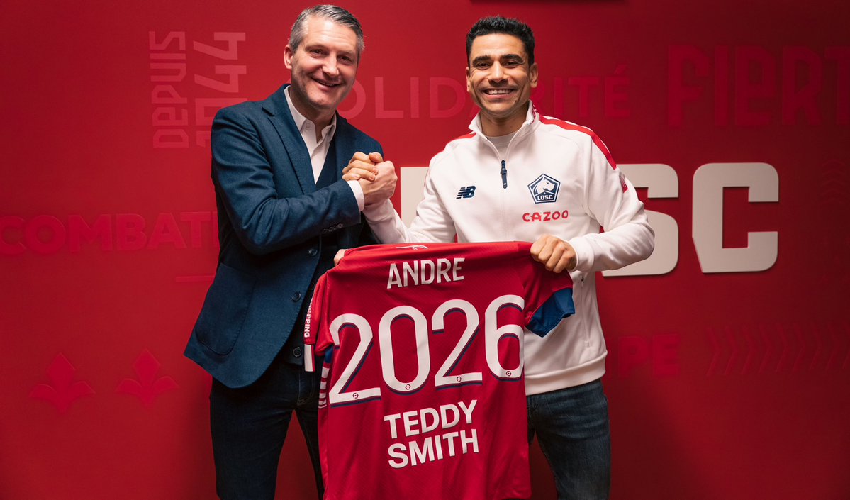 SuiveurLillois's tweet photo. Benjamin André PROLONGE jusqu'en 2026 avec le LOSC. Les frissons 😍😍😍😍😍 https://t.co/FbC0qRDWk1
