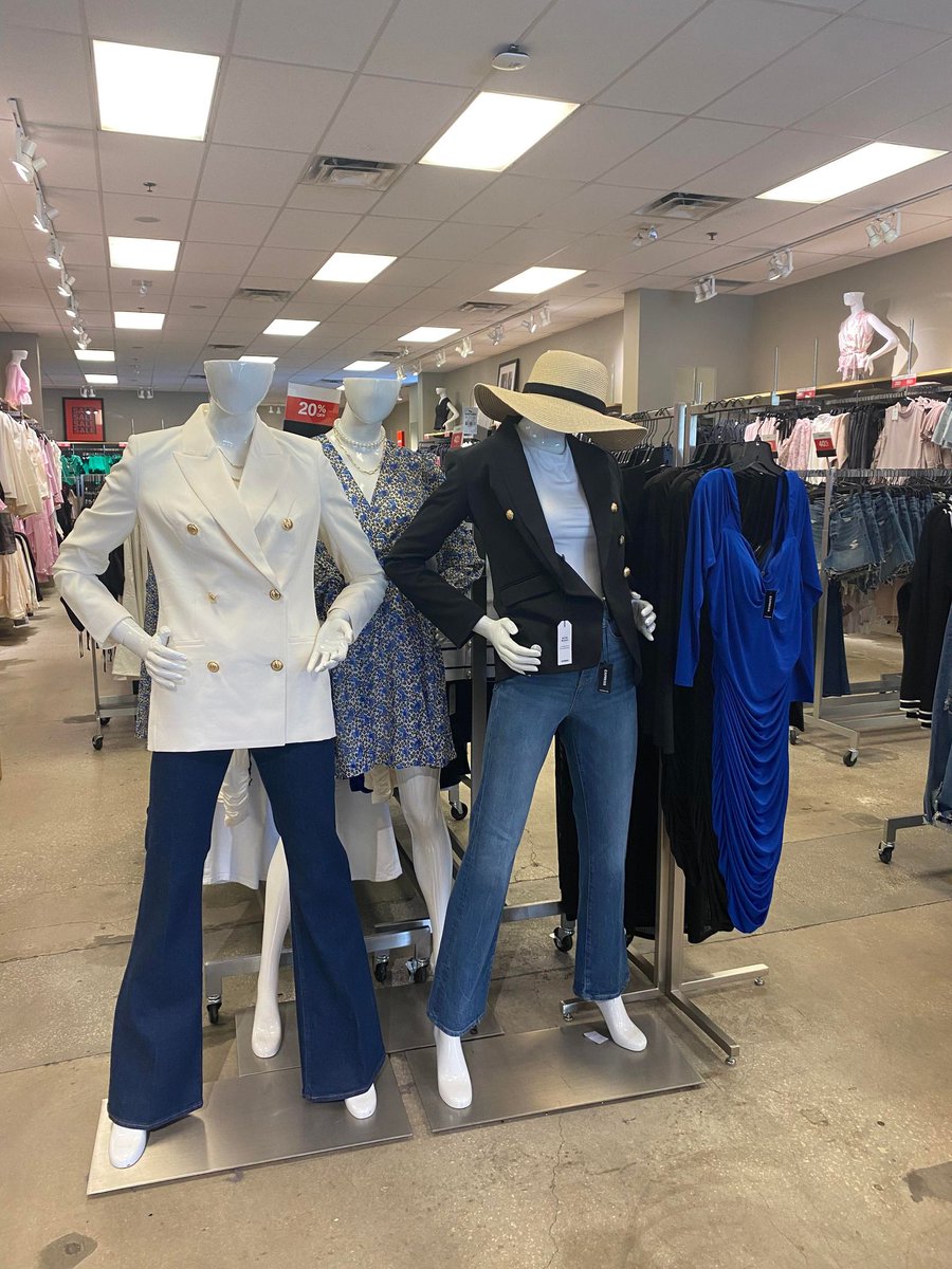 LBVFS's tweet photo. Express Factory @LBVFS All Jeans BOGO $10. Valid 1/11 – 1/18. Exclusions apply. Sale is subject to change. (Select Items) #express #JEANS #expressstyle #loveshopping #womensfashion #dresses #suits #dressshoesformen #shoes #stylefashion #ootd #ootdfashion #accessories https://t.co/NGC0bHHAoc