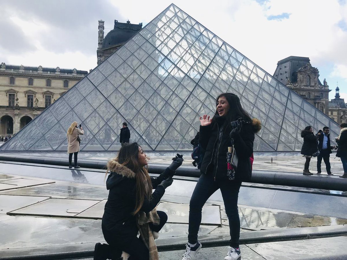 sarahmr2's tweet photo. @NickaDeNick gracias por hacer desde el día 1 el mejor en nuestras vidas. ILYSM 🥳 HBD🥹♥️✨🎁 ya ven a verme https://t.co/1hpAHsss5W