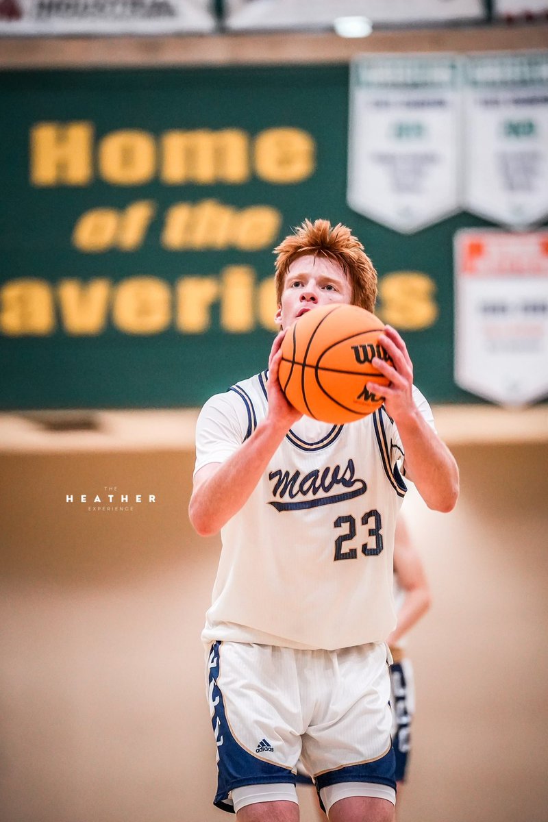 Congratulations!!to <a href="/christianwb33/">Christian Brown</a> who passed the 1,000 point milestone in last nights victory over El Camino.