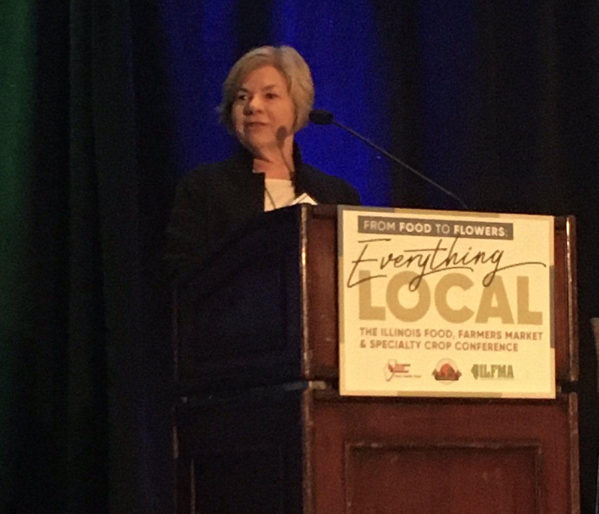 ShipmanKay's tweet photo. #EverythingLocal @ILFarmersMkts leader Janie Maxwell shares the key role #farmersmarkets play as a #food source and support of #farmers. IL ranks 3rd in nation for most markets. @ILFarmBureau https://t.co/UaXjzlniwV