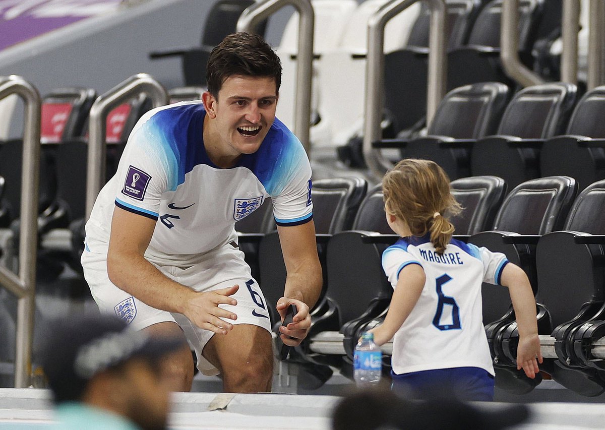 FPA_2020's tweet image. Great images from our FIFA World Cup Qatar 2022 online gallery - 📸by- 1️⃣ @MichaelZemanek /Shutterstock, -2️⃣ @John_Sib /Reuters, -3️⃣- Matthew Ashton/@ama 4️⃣- @kieranmcmanus /Shutterstock. View all images in the exhibition at - footballphotographersassociation.co.uk/world-cup-2022…