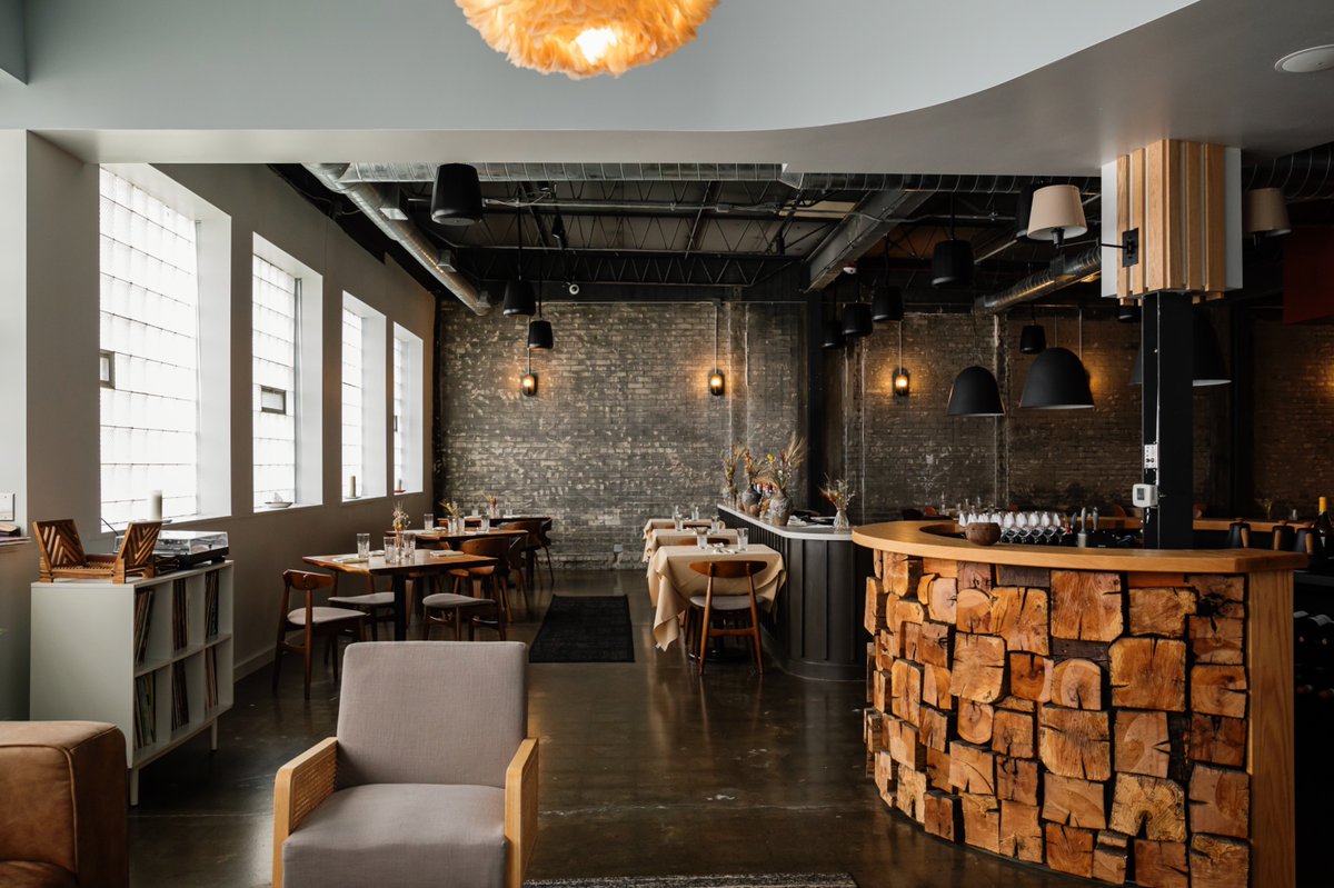 letsseedetroit's tweet photo. Freya is listed on the New York Time's 2022 The Restaurant List of 50 best restaurants in America. They have a price fixed 5-course menu that accommodates many dietary lifestyles. #detroit #detroittours #letsseedetroit #restaurant @nytimes 📷 GB in Detroit https://t.co/5VuYqP86XX