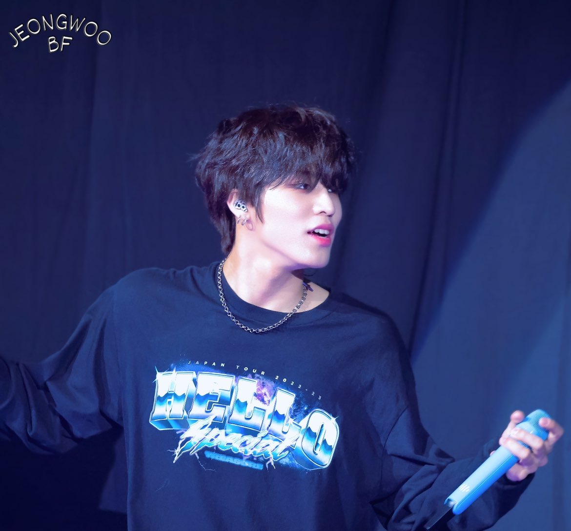 0104 콘서트!!

박정우 PARK JEONGWOO

보고싶다 정우🙃🙃🙃

 #트레저 #TREASURE #PARKJEONGWOO #トレジャー #박정우 #정우 #트레저박정우 #パクジョンウ #JEONGWOO