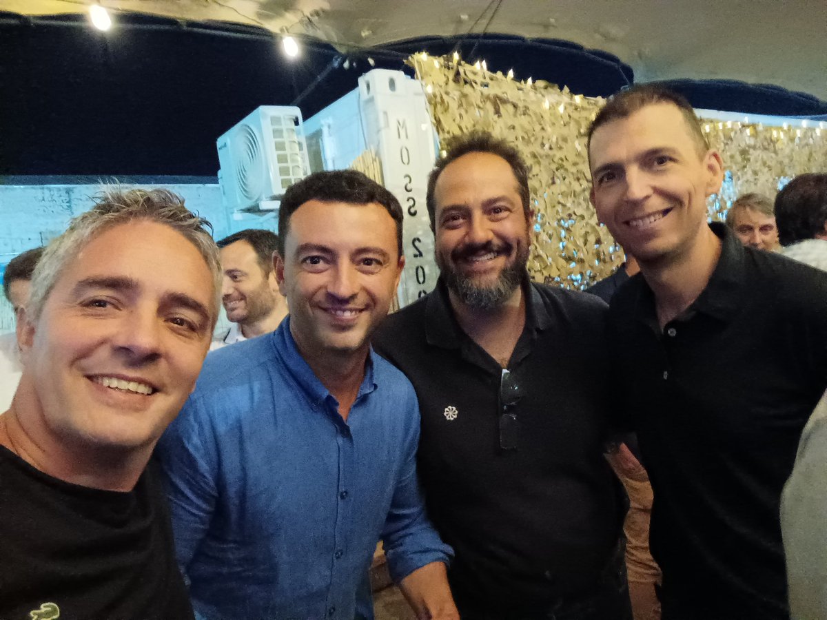 juanbalastegui's tweet photo. Junto a @rodrigodeloredo visitamos el festival de Jesús Maria! La producción y la cultura son protagonistas en la Córdoba que quiere cambiar!!! 💪 #VamosCórdoba #Córdoba https://t.co/s6IvIcpXtw