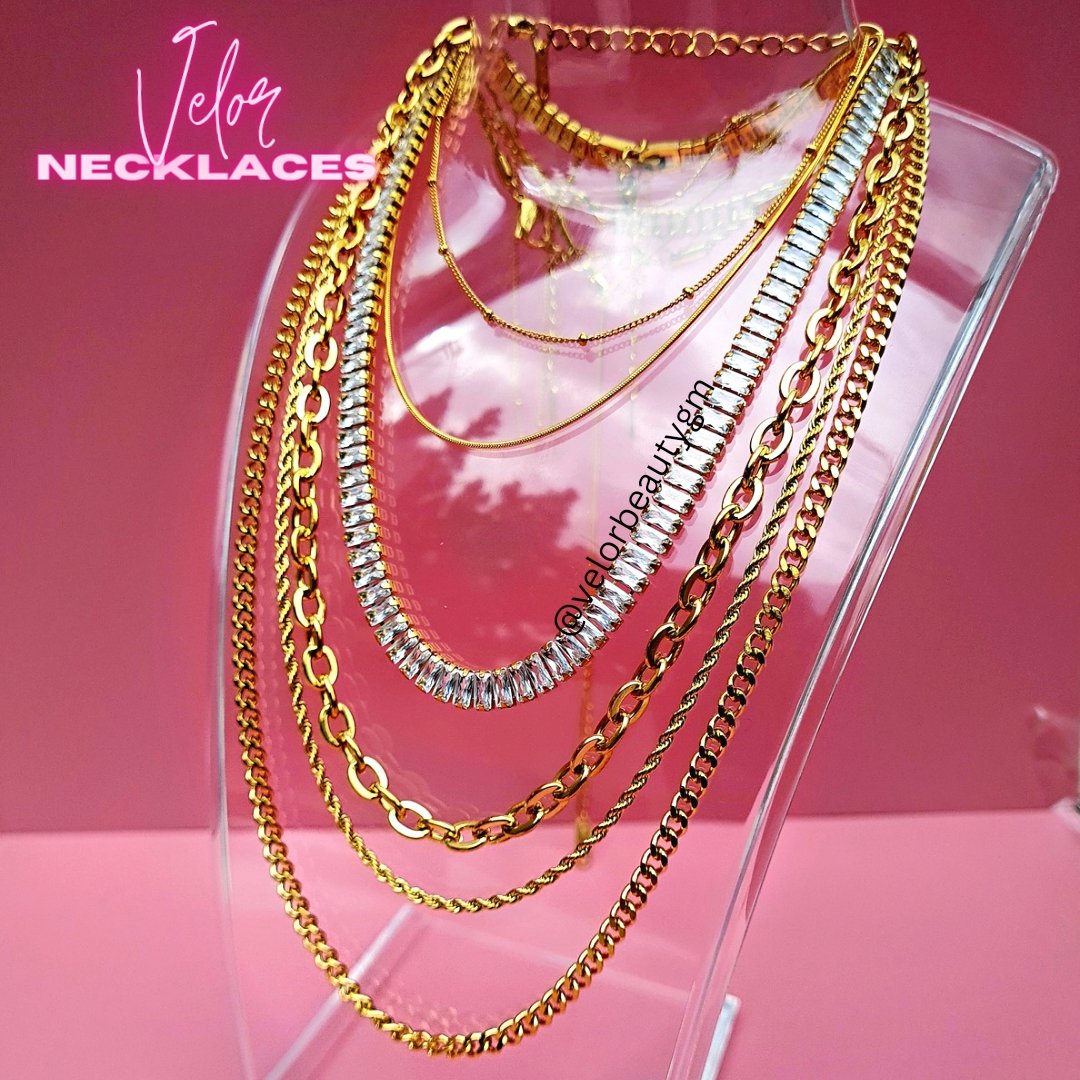 BeautyVelor's tweet photo. Here's to Looking Good this Year! 💫💫💅
SHOP Our Individual Stainless Steel Necklaces Today!!
Call or Dm us on 7839826 or Visit Our Stall At the Tropic Shopping Centre, Senegambia 

#velor #velorbeauty #thegambia #gambia #gambianbusiness https://t.co/eTudxDV7aA