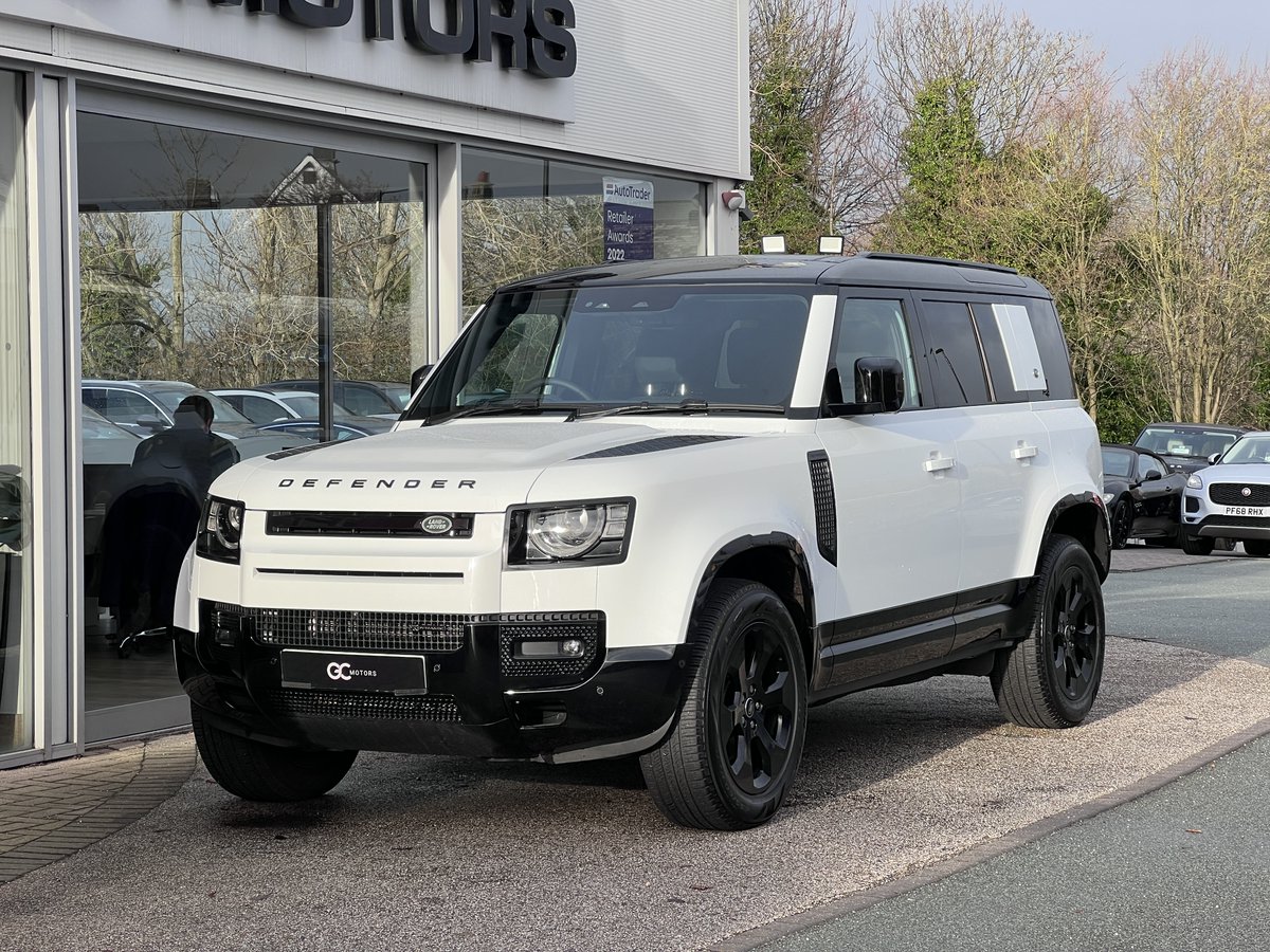 GCMotors's tweet photo. Who doesn't love a Land Rover Defender 110😏

https://t.co/BgsG5hL3Xd

£74,990
Mileage: 4,226

- 1 Owner Car
- Extended Black Pack 
- Panoramic Roof
- Privacy Glass
- 360/3D Camera 

#Landrover #Defender110 #Defender #Harrogate https://t.co/uDbkwX03y3