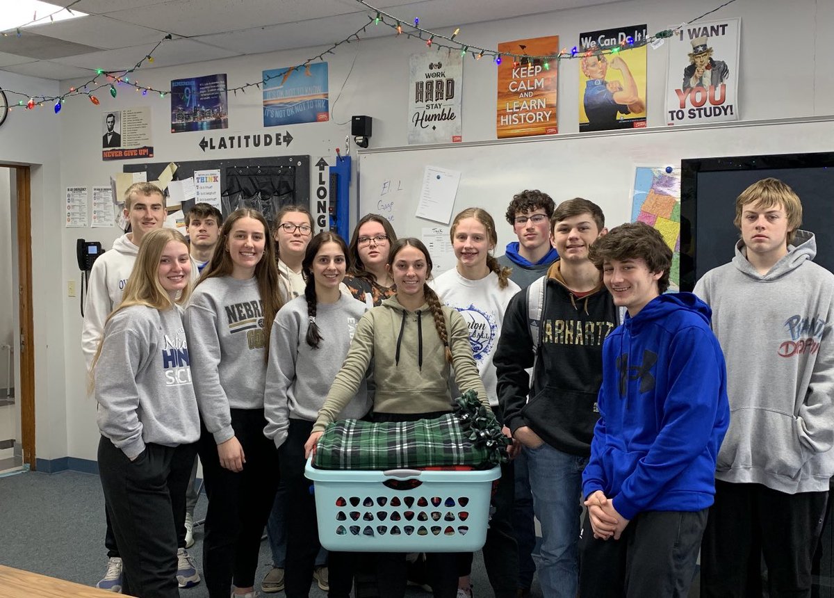 FCCLAOverton's tweet photo. Thank you to @the_realMrMcCoy’s 11th grade history class for helping to make fleece blankets for Gracyn’s STAR project. These will be donated to the Veterans Home in Kearney. @OvertonEagles @MrsEhlersFACS #WeROverton https://t.co/sZxRvCPGDs
