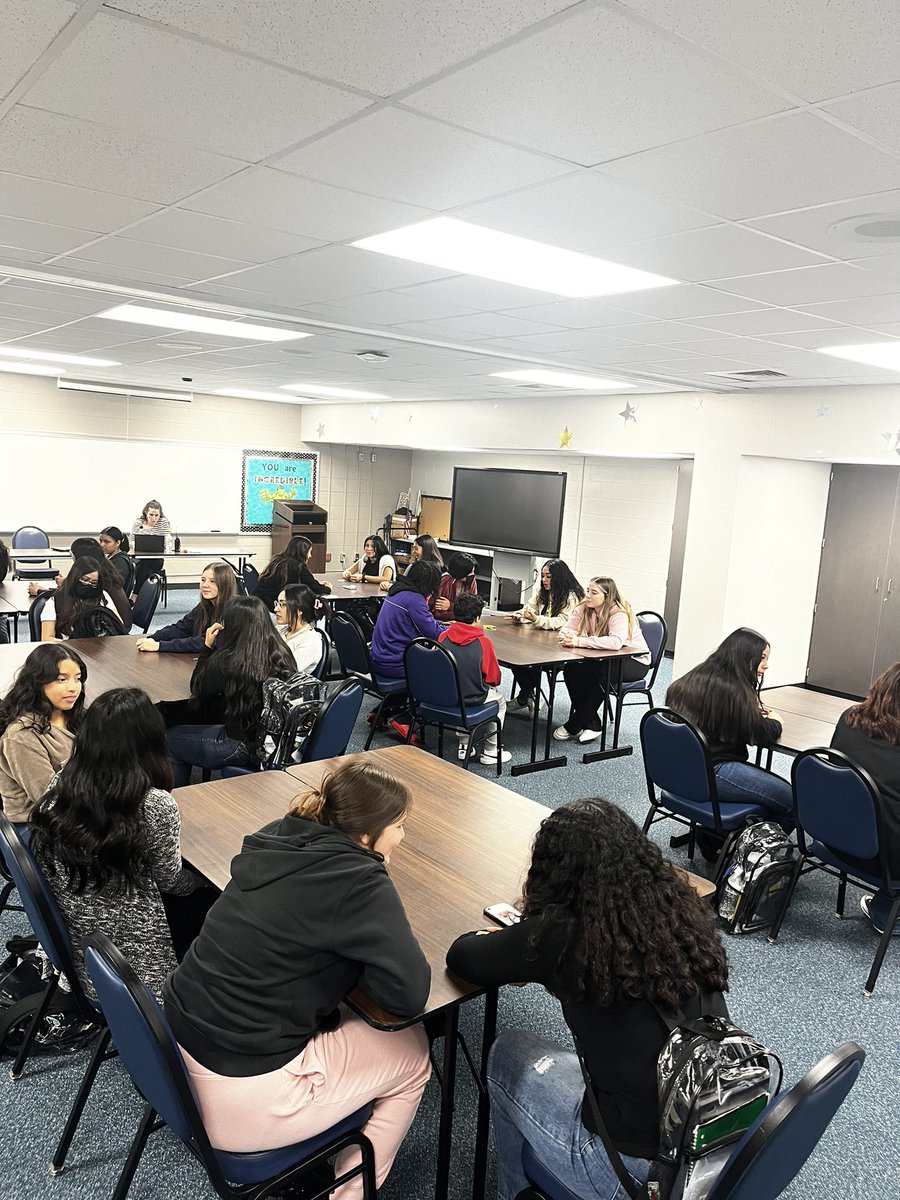 FalconPalsJVHS's tweet image. “TOGETHER AGAIN”
 - The PALS were back on the scene this week @Dean_CFISD &amp;amp; @ReedElementary #TeamPALS #ItDontStop