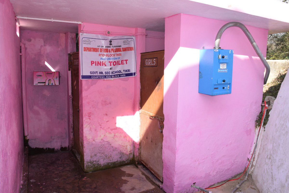 ddrsjammu's tweet photo. Women Gram Sabha was held today at Block Tikri, District Udhampur to flag off Menstural Hygiene Management under SBM in Jammu Division by Dep Director Rural sanitation Sanna khan, ACP Srinagar Nighat Alam and Field Officer Jammu Sania Haq khan.
#MHM #pinktoilets #swachbharat https://t.co/LrylliNmhK