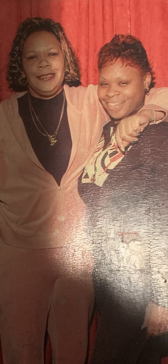 Watched my queen take her last breath last night.RIP to my First Lady