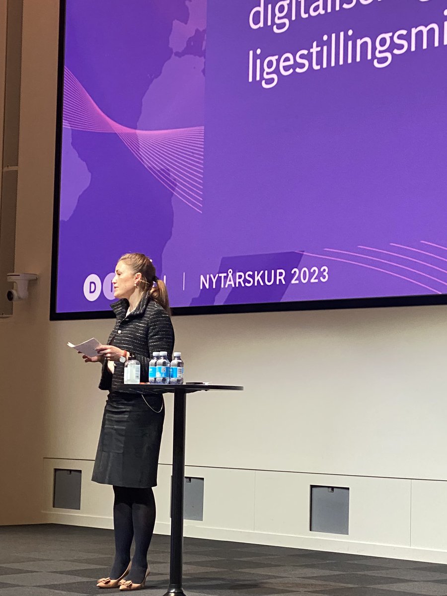 MortenRV's tweet photo. Jo mere digitale vi bliver, des højere krav er der til cybersikkerheden, siger vores nye digitaliseringsminister @marie_bjerre på @di_digital_ s nytårskur i Industriens Hus https://t.co/xrQySPpRVF
