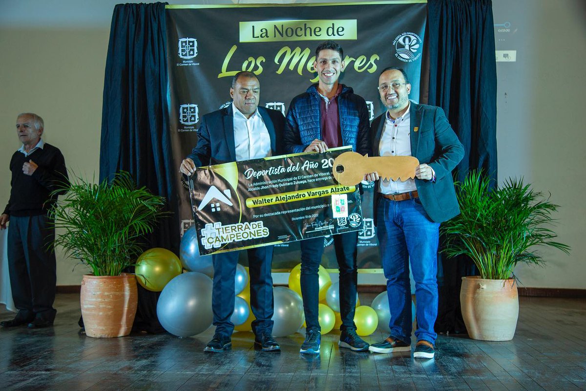 Una casa para Walter Vargas <a href="/team_medellin/">Team Medellín EPM</a> como premio por sus resultados nacionales e internacionales en temporada ciclista 2022. Mejor Deportista en el Carmen de Viboral ANT