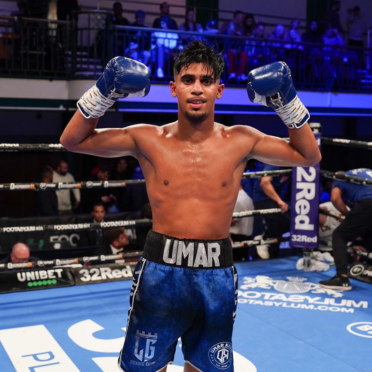 Frank Warren tweet media