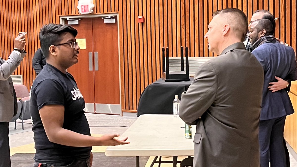 SCSchools's tweet image. Thank you to sCube Inc. for visiting SHS students and discussing the opportunity to become a paid intern with the company. The program is in its 4th year and hoping to expand. #SchenectadyRising #Partnerships  @MrDennisGreen