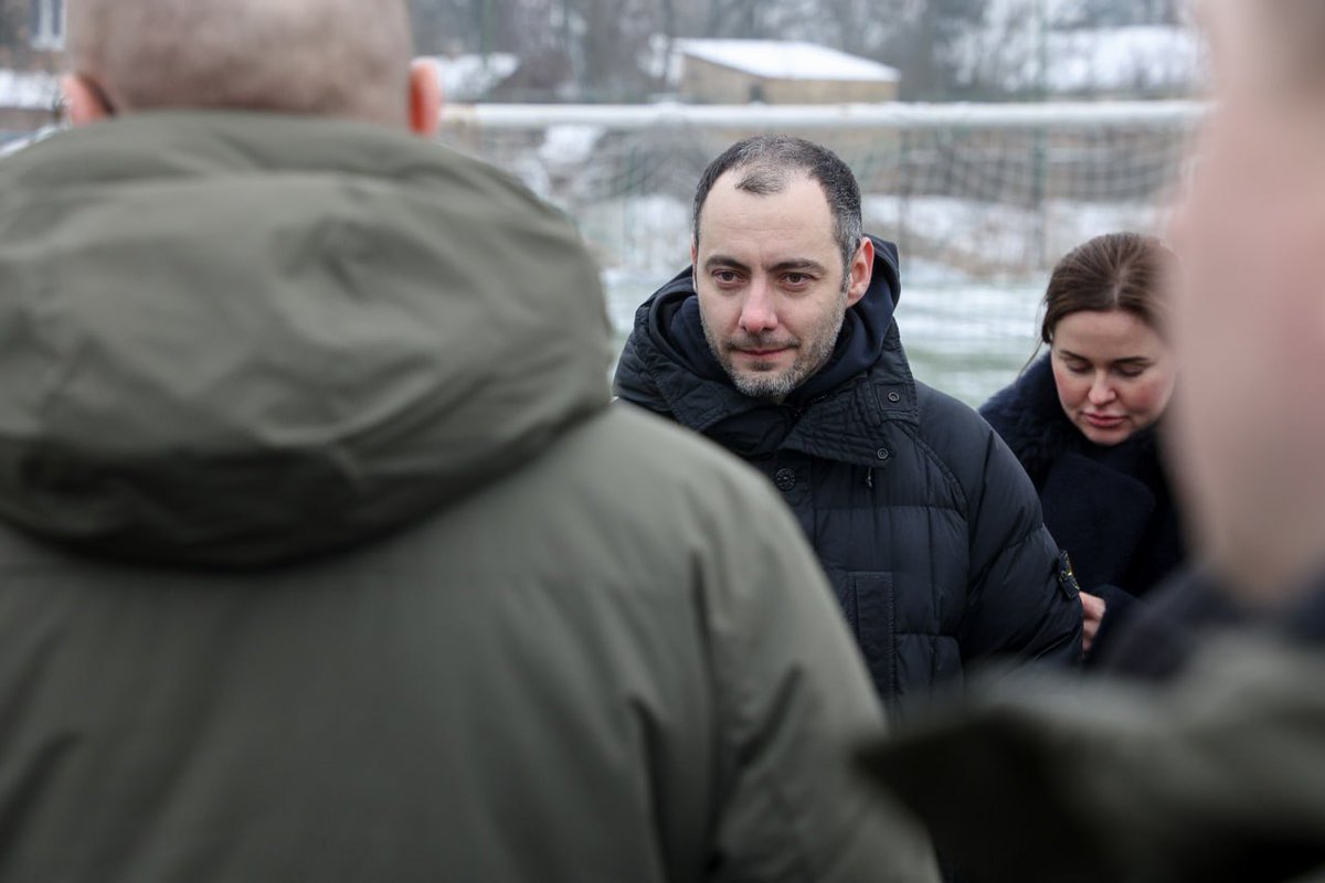 OlKubrakov's tweet photo. 4k people will return to their homes in Kyiv Oblast. W/@Denys_Shmyhal, @FedorovMykhailo @jksheva7 @U24_gov_ua launch Rebuild 🇺🇦 program. UAH504m ($13M USD) from its accounts will be spent on restoration of 18 apartment 🏠in Irpin, Hostomel, etc. #united24 #thepoweroffreedom https://t.co/skXqa45D1Z