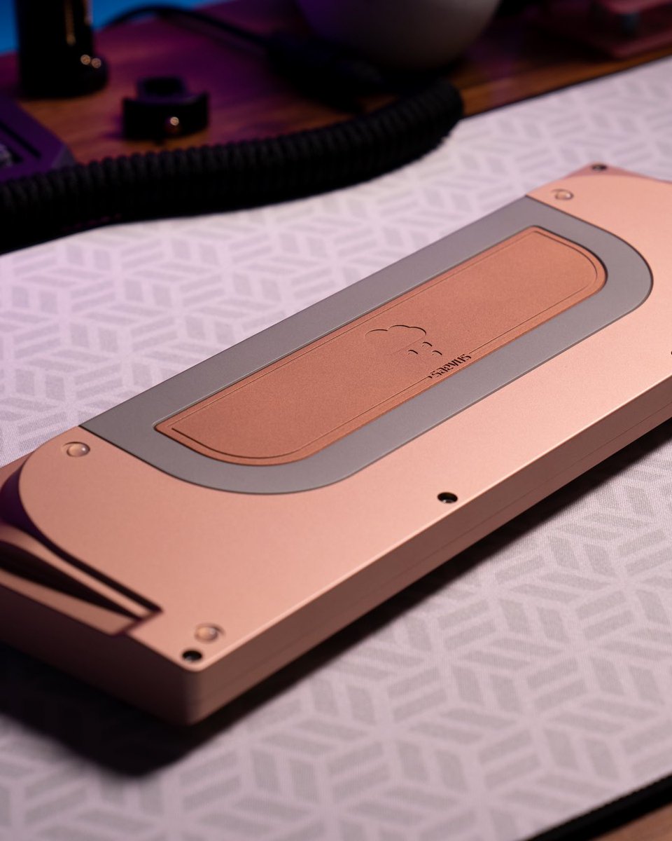 Cor65XT proto with GMK Analog Dreams I really loved this board, wish I could have kept it 🥲