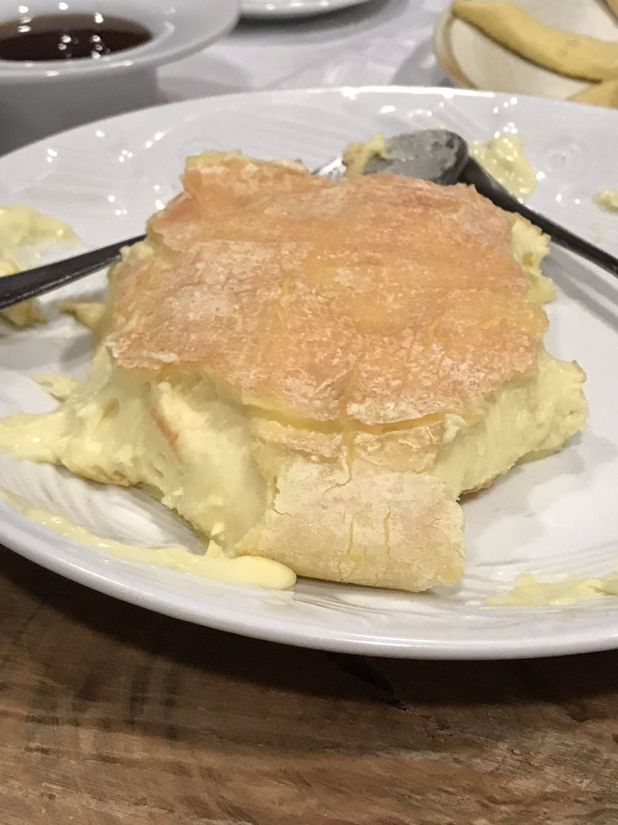 O queixo de <a href="/diegomolineras/">Moli</a>   

My god…