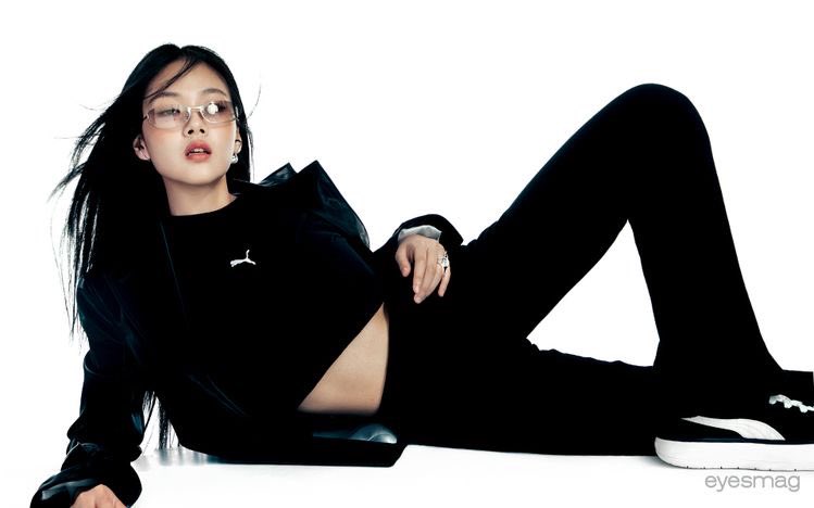 lovednwm's tweet photo. bibi for eyesmag https://t.co/OV06jflrL4