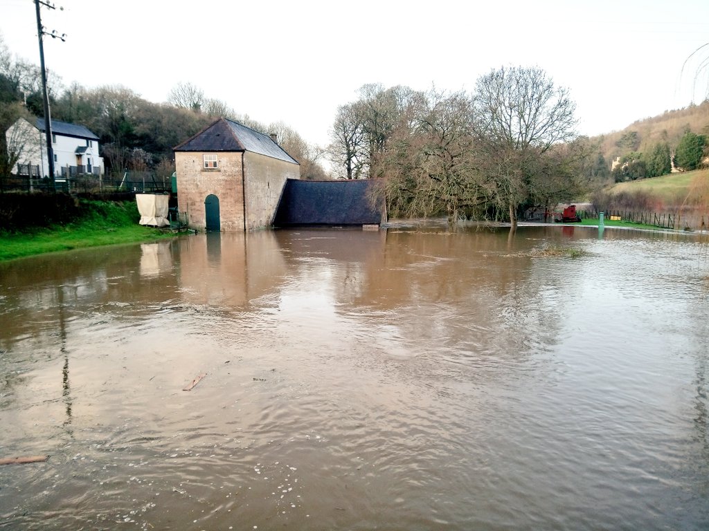 ClavertonPump's tweet photo. Floody hell! 8th flood of this winter. 4 foot or so inside the building and rising.
#Flooding #FloodyHell https://t.co/WYnXPmjB16