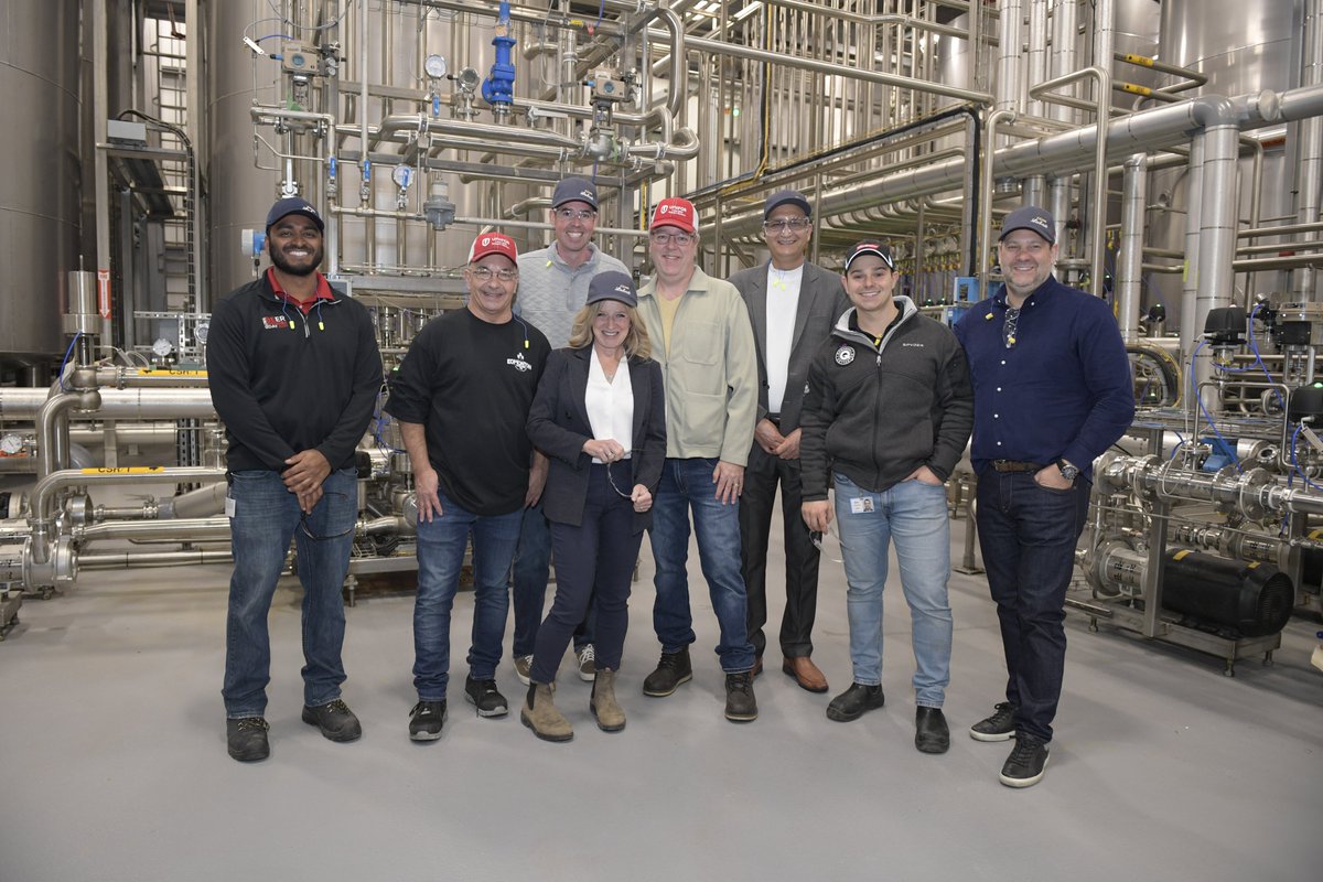 Labatt Breweries on Twitter "Yesterday we Alberta NDP Leader