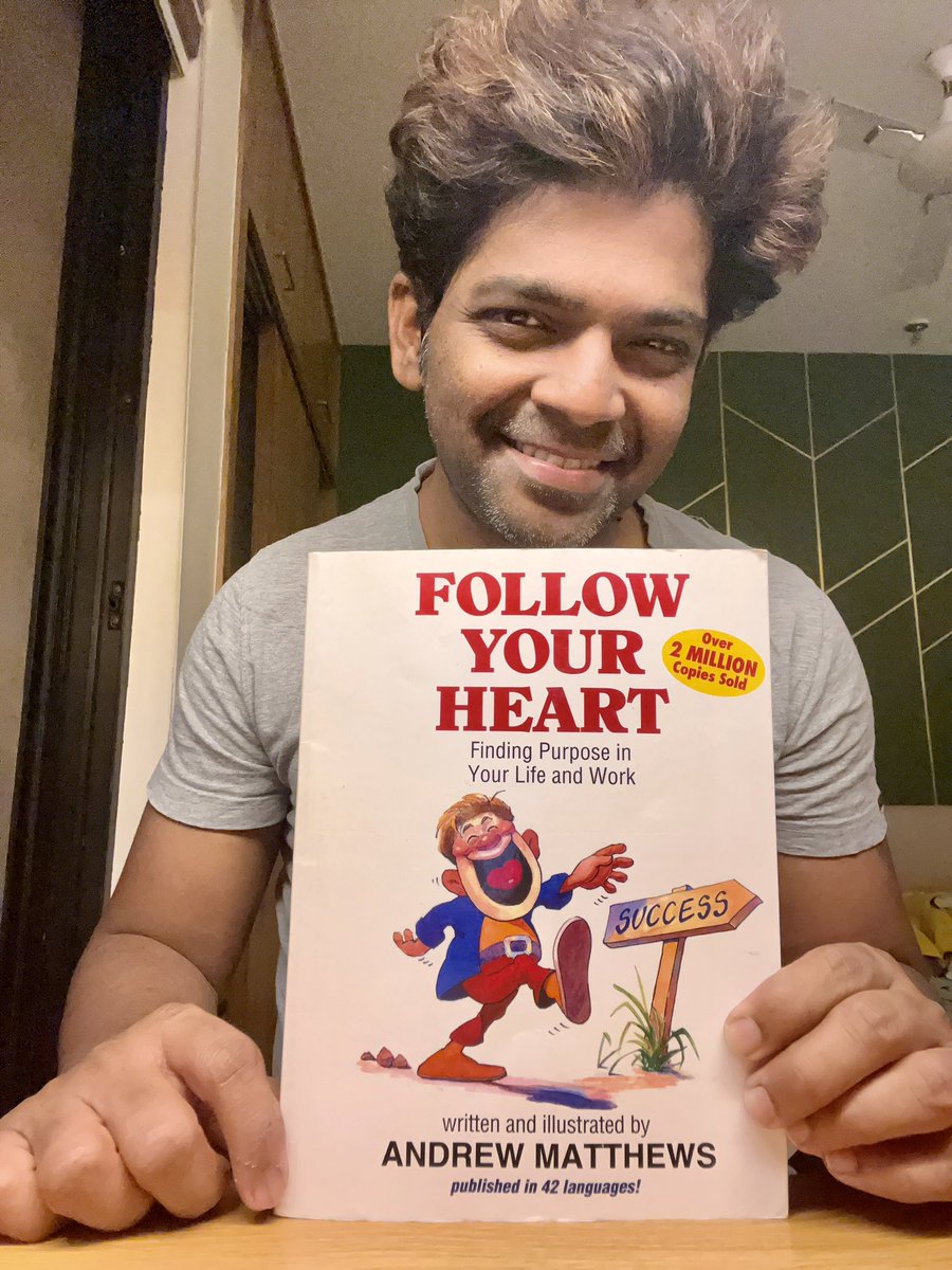 When people ask me my favourite book , it is this one 😊 !

Every book of Andrew Matthews is very easy to read and also gives you all the answers that you are looking for 😊 . 

Try , if you haven’t yet . 

#andrewmatthews #selfhelpbooks #followyourheart