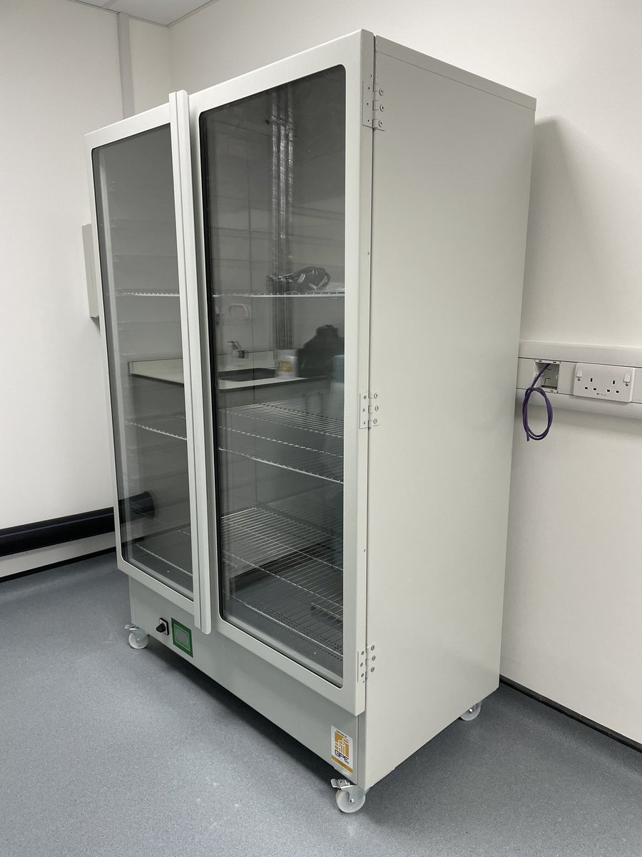 More deliveries into a newly refurbished/relocated Lab in Cambridge today… more ultra low energy MSC’s & a low energy E3 drying cabinet were among the many pieces of equipment being moved/installed ahead of the handover & main move next week. Many thanks to all those involved.