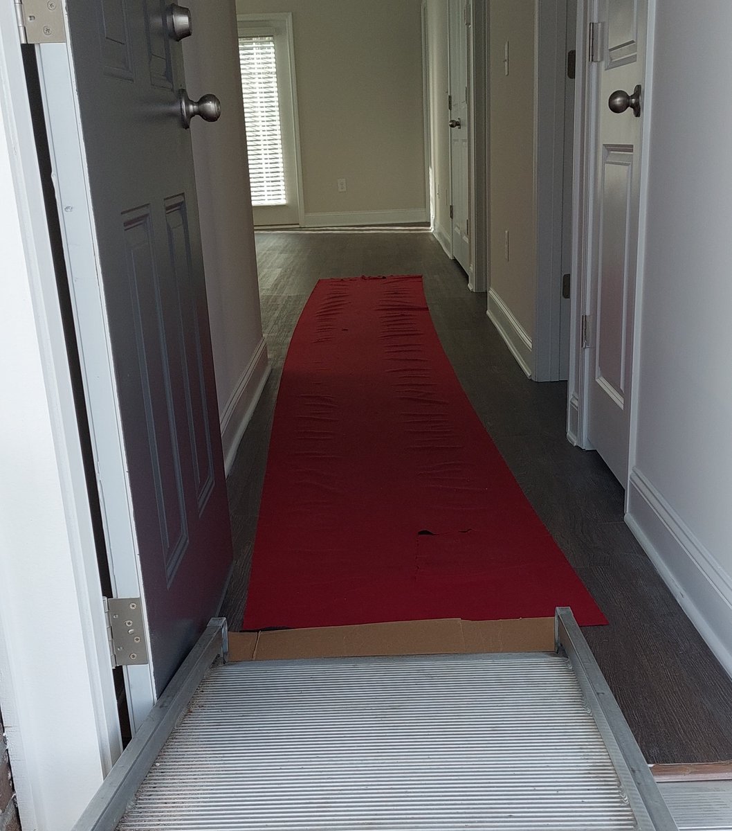 luxurymoversllc's tweet image. We finished the last year strong! Our last job of 2022 was a local move in Myrtle Beach. We helped with the move from the apartment on the 3rd floor to a new house. 

Looking forward to the year in front of us! 🚚 #movingcompany #movers #localmove #myrtlebeach #southcarolina