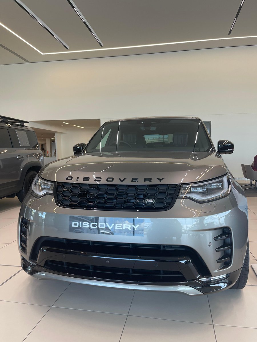 Start in style with the Williams Land Rover January Sale Event.

Receive up to  an additional £1,000 when you part exchange your current car for a brand new Land Rover with Williams.

Explore our updated offers  - bit.ly/36dVPgh

*Terms and Conditions Apply.