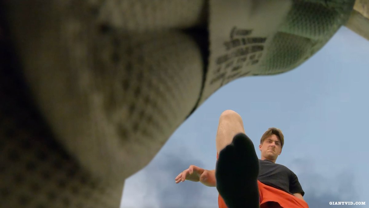 giantvid's tweet photo. Who wants to be in his shoe?

#giantmale #giantmale #macrofilia #giantfetish #gigantic #macrophilia #giantman #giantguy #macrophilia #giantgod #giantman #giantboy #giantinthecity #malegiant #sizetwitter #macrogiant #macrocrush #giantvid #giantsocks https://t.co/Xqj66iPFUw