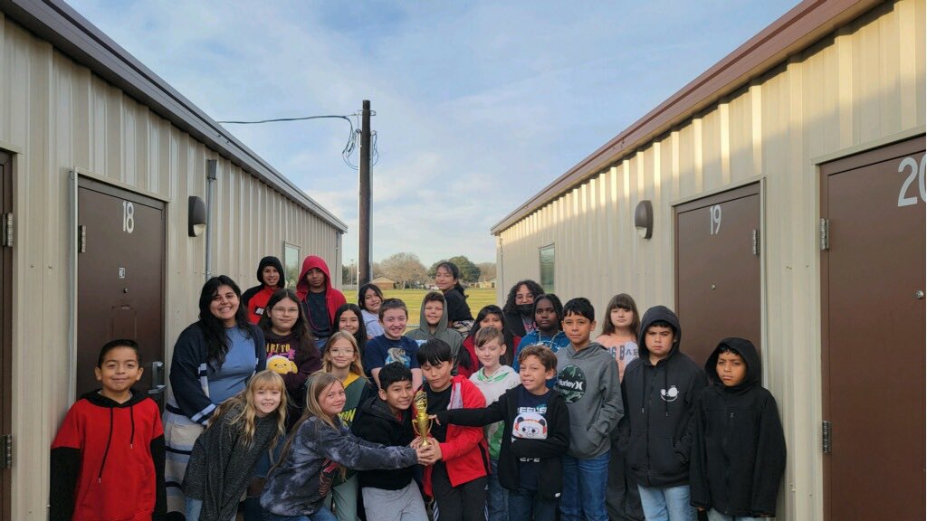 CONGRATS to all of our #NavProud Science Fair individual, team, and class winners! 🏆🎉🙌🏼 Special THANKS to <a href="/MsMariaArnold/">Maria Arnold</a> &amp; <a href="/sarah_glawe/">sarah glawe🌿</a> for organizing an amazing experience for our Lion leaders. #LockedOnExcellence <a href="/MsAcostaLISD/">Marissa Acosta</a>