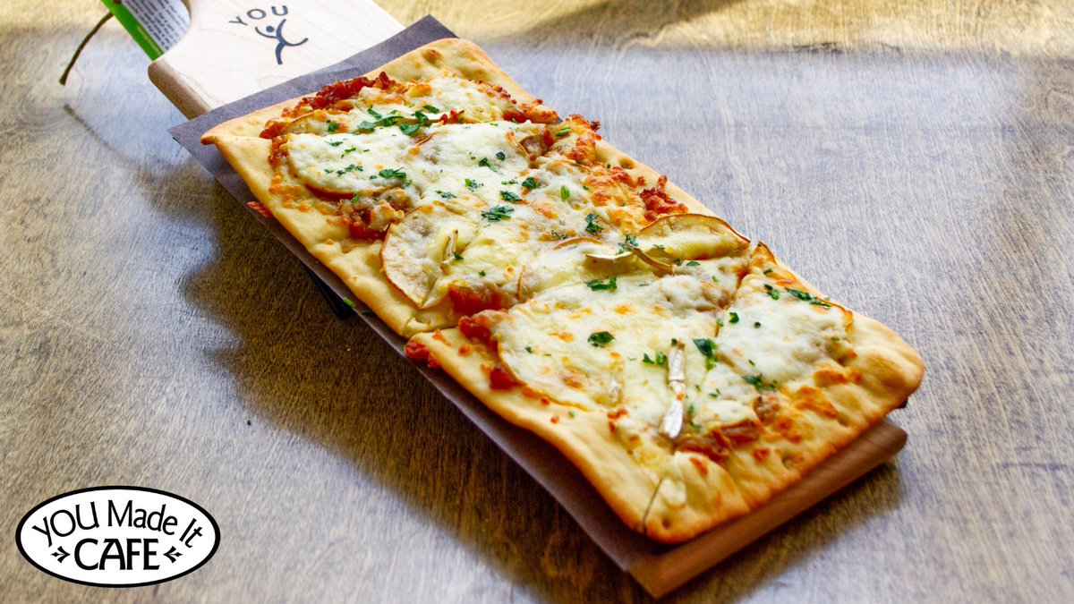 YMICafe's tweet image. It's #FlatbreadFriday here at the cafe! Choose any flatbread plus any small side for just $11.99 🌟 Stop by or give us a call to have it ready when you are at 519-432-1118📞 

Our full menu: bit.ly/3Gb6B4N

#ldnont #socialenterprise #youmadeitcafe